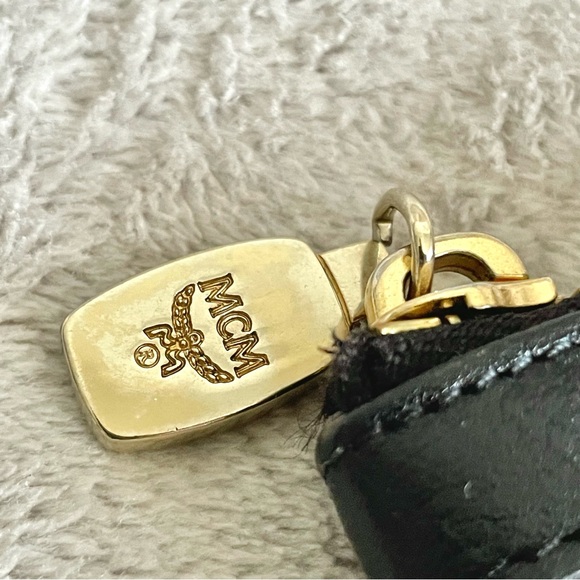 MCM cognac pouch with logos and gold zip closure - Picture 2 of 10